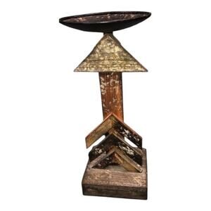 Distressed Wooden Arrow Candle Holder